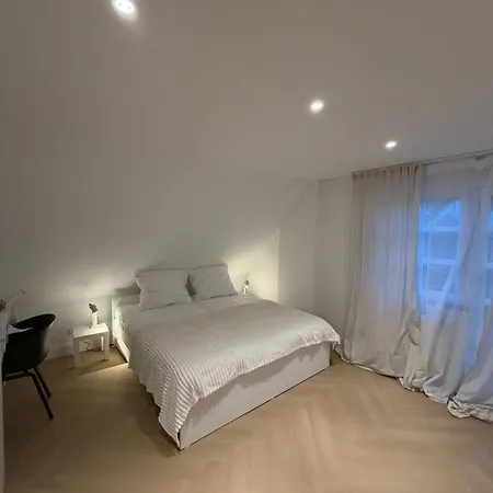 Luxury Business Messe Quiet Forest Location Apartamento *